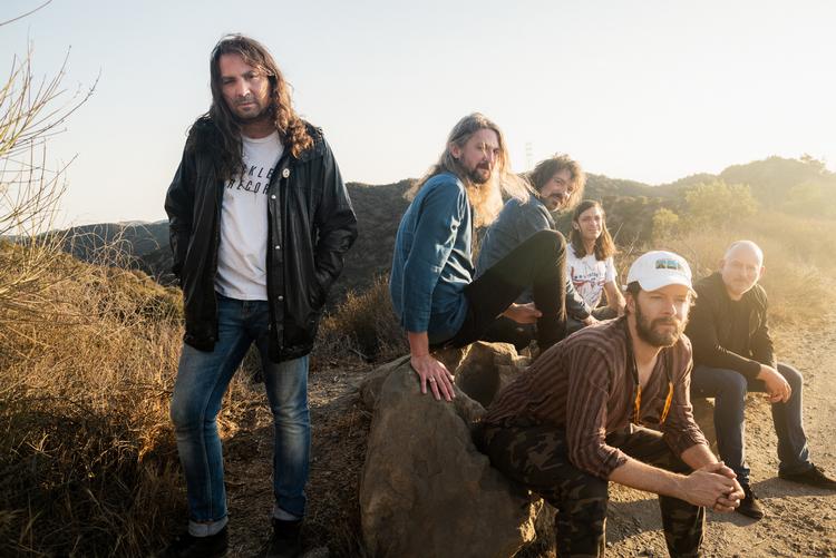Titlen 'I Don't Live Here Anymore' kunne godt referere til, at Adam Granduciel er flyttet ind i studiet for først at komme ud igen, når et album er tilstrækkeligt modnet. Det er det nu, og det har været værd at vente på. Foto: Pr-foto