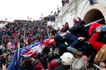 Næsten 700 retssager med forbindelse til stormløbet på kongresbygningen i Washington, D.C., i januar verserer ved domstolene i USA. Foto: Shannon Stapleton/Ritzau Scanpix