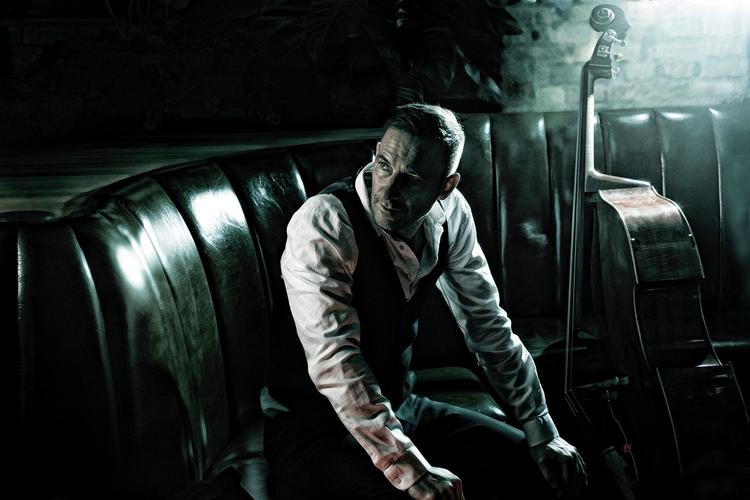 Joakim Knop har været med i et utal af sammenhænge som skuespiller, men det er sangen, der står hans hjerte nærmest. Foto: Per Morten Abrahamsen