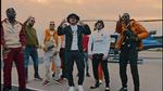 Jul er fransk rap superstjerne og altid på barrikaderne for OL Marseille. Nu rækker han ud til rivalerne fra PSG og samler 157 franske rappere på tredobbelt album. 