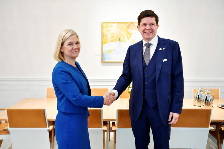 De svenske socialdemokraters formand, Magdalena Andersson, har fået frist til på tirsdag, hvor hun skal fortælle Riksdagens formand Andreas Norlén om regeringsforhandlingerne. Jessica Gov / TT   Foto: Jessica Gow/Ritzau Scanpix