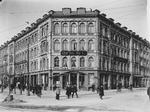 Restauranten lå i bygningen her - på hjørnet af H.C. Andersens Boulevard og Vesterbrogade. Foto fra kbhbilleder.dk 