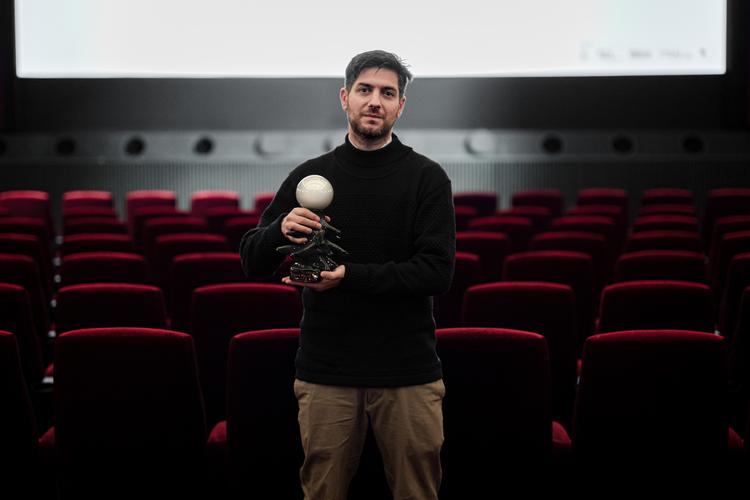 David Adler vinder hovedprisen på Cph Pix for sin VR-film "Nattens ende". Det er første gang, en VR-film vinder på Cph Pix, men også i Venedig vandt David Adler en pris for filmen. Foto: Yann Houlberg Andersen