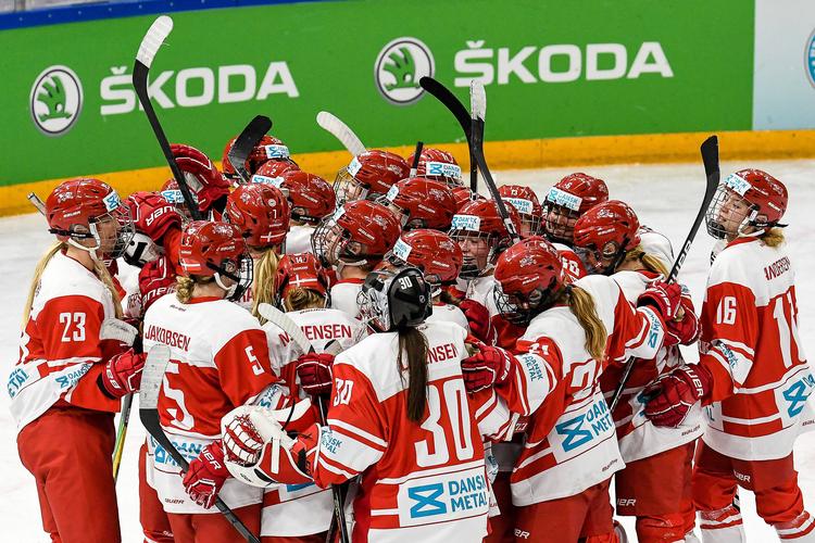 De danske løvinder vaskede fire nederlag ved VM væk med en kvalifikation til OL.  Foto: nordphoto Gmbh / Hafner via www./Ritzau Scanpix