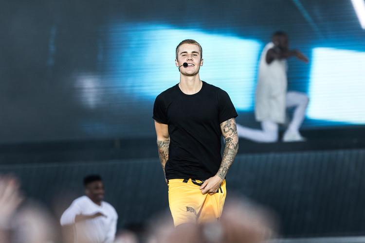 At Justin Bieber er en populær herre kommer næppe bag på nogen. Næste år optræder han på Smukfest i Skanderborg, og året efter giver han to koncerter i Royal Arena.  