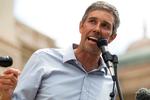 Demokraten Beto O’Rourke udfordrer Texas’ siddende republikanske guvernør, Greg Abbott. Foto: Mikala Compton/Ritzau Scanpix