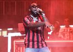 Davido optræder i Atlanta i USA i 2019. I denne uge blev han tilsyneladende en hel del rigere takket være sine fans. Foto: Robb Cohen/AP Foto: Robb Cohen/Ritzau Scanpix