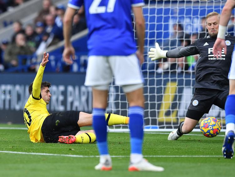 3-0-målet scorede amerikaneren  Christian Pulisic, da han sendte bolden mellem benene på Kasper Schmeichel. Foto: Ben Stansall/Ritzau Scanpix