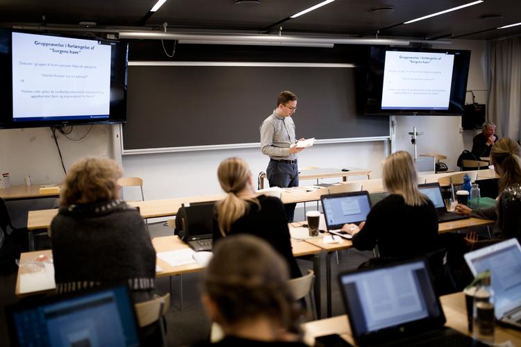 Flytning af uddannelsespladser – her studerende på Syddansk Universitet – bliver på mange universiteter til nedskæringer. Arkivfoto Henriette Dæhli