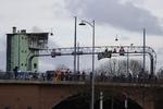 Langebro i København, da fastspændte aktivister satte klumper i myldretidstrafikken.  Foto: Thomas Borberg