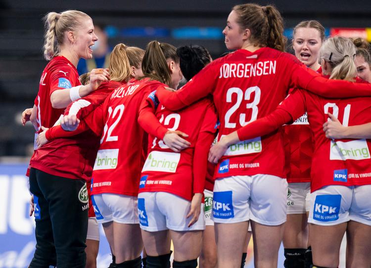 De danske håndboldkvinder storsejrede mod chanceløse Congo.  Foto: Liselotte Sabroe/Ritzau Scanpix