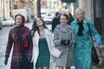     "Cynthia Nixon, Sarah Jessica Parker, Kristin Davis &amp; Kim Cattrall Characters: Miranda Hobbes, Carrie Bradshaw, Charlotte York, Samantha Jones Television: Sex And The City : Season 6 (TV-Serie) 1998   Foto: Mary Evans/af Archive/hbo/Ritzau Scanpix