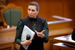 Mette Frederiksen fotograferet under spørgetimen med statsministeren i Folketingssalen i går.  Foto: Jens Dresling