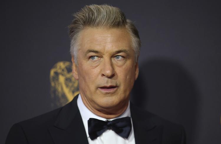 Skuespilleren Alec Baldwin har nægtet, at han har rettet pistolen mod en person og trykket på aftrækkerne. Foto: Mike Blake/Reuters Foto: Mike Blake/Ritzau Scanpix