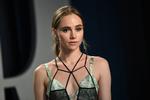 Suki Waterhouse er mest kendt som model og skuespiller på vej frem.  Snart udkommer et debutalbum med sange, hun har arbejdet på i nogle år.  Foto: Evan Agostini/Ritzau Scanpix