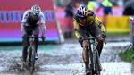 Wout van Aert (t.h.) og Mathieu van der Poel er klar til vinterens første først duel i cykelcross.. Foto: Jumbo-Visma. 