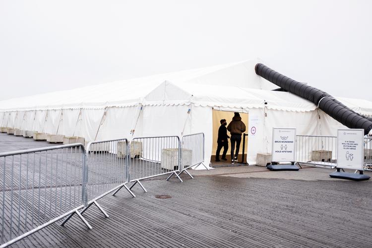 Regionerne melder om mange ledige vaccinationstider. Her corona-vaccination på Ofelia Plads i København (arkivfoto). Foto: Thomas Borberg