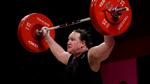 Newzealandske Laurel Hubbard er født som mand, men er skiftet til kvinde, og deltog ved OL i Tokyo sidste år som 42-årig i kvindernes vægtløftning, hvor hun dog ikke kunne blande sig i medaljestriden. Foto: Seth Wenig/Ritzau Scanpix