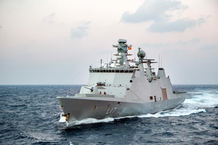 Fregatten Esbern Snare er det danske militære bidrag til bekæmpelse af pirateri ved Guineabugten i Vestafrika.  Foto: Handout/Ritzau Scanpix