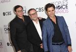 Bob Saget ses her yderst til venstre med Dave Coulier og John Stamos, der også spillede med i komedieserien 'Full House' ('Hænderne fulde').   Foto: Tommaso Boddi/Ritzau Scanpix