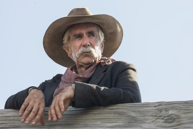 Sam Elliot er den hårdhudede, men sorgramte forhenværende soldat Shea Brennan, der skal sikre nybyggernes passage til deres ny hjem.  Foto: PR-foto: Paramount +