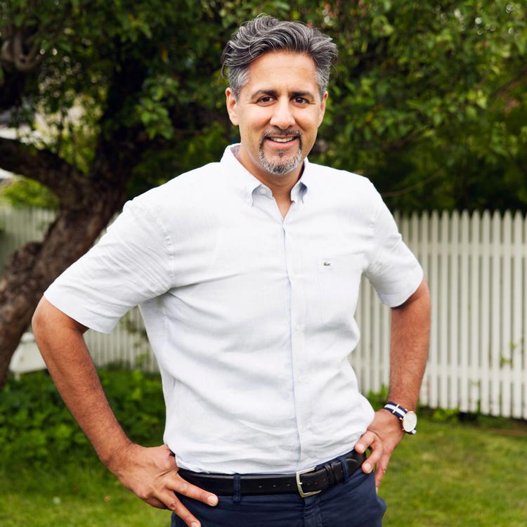 Norges tidligere kulturminister Abid Raja har udgivet sin selvbiografi, 'Min skyld', som blev årets mest solgte bog i Norge sidste år. Foto: Venstre
