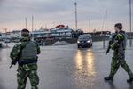 Sverige har sendt soldater på gaden på Gotland og nu er et Nato-krigsskib også sendt til Østersøen. Foto: Tt News Agency/Ritzau Scanpix
