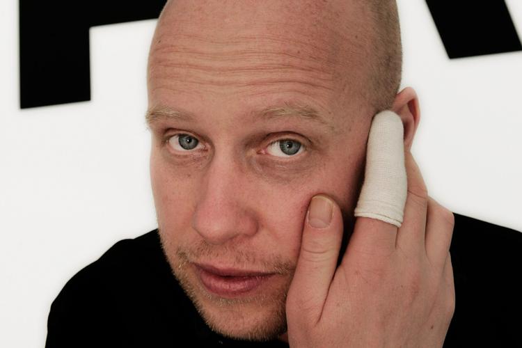 »Værket er, at jeg har taget deres penge«, siger Jens Haaning.  Foto: Mads Nissen