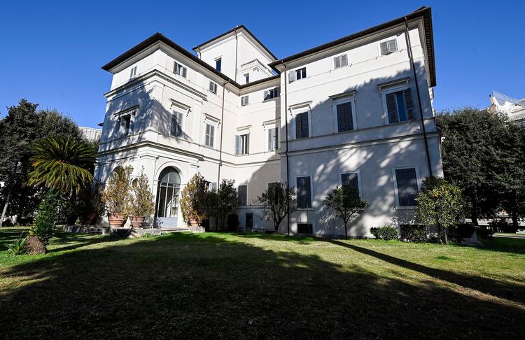 Villa Aurora er opkaldt efter et af de historiske loftsmalerier, som murerne gemmer på. Foto: Riccardo Antimiani/Ritzau Scanpix