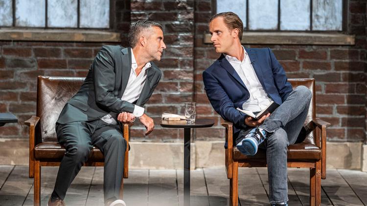 Der er ikke noget at udsætte på hverken dommernes pingpong eller produktionen. 'Løvens hule' føles efterhånden bare som et træt koncept.  Pr-foto DR