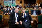 Folketingets åbning. Dansk Folkepartis Bent Bøgsted, Morten Messerschmidt, Liselott Blixt samt René Christensen. I baggrunden til venstre Venstres Claus Hjort Frederiksen og til højre Kristian Pihl Lorentzen Foto: Jens Dresling