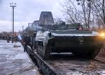 Russiske tropper er på vej til Hviderusland for at deltage i en militærøvelse, og der er fortsat opmarcheret soldater ved den ukrainske præsident. Men de er altså ikke på vej ind i selve Ukraine, lyder det fra landets ledere. Foto: Handout/Ritzau Scanpix