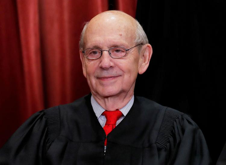 Højesteretsdommer Stephen Breyer har kæmpet med næb og klør for at holde den amerikanske højesteret ude af politik. Foto: Jim Young/Ritzau Scanpix