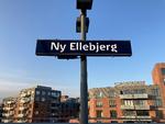 Ny Ellebjerg station åbnede i 2006. Samme dag blev Ellebjerg Station cirka 800 meter væk nedlagt. Nu skal Ny Ellebjerg skifte navn.  