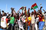 I sidste uge trak Burkina Fasos præsident Roch Marc Christian Kabore sig tilbage, efter en oprørshær har overtaget magten, hvilket udløste jubel hos nogle borgere. Foto: Vincent Bado/Ritzau Scanpix