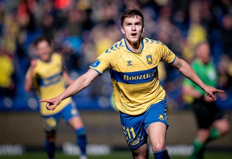 Som den anden Superligatopscorer er Mikael Uhre skiftet til  den amerikanske liga. Den første var Miklos Molnar, der blev topscorer i 1989 og 1997, inden han sluttede sin professionelle karriere med at vinde MSL-finalen med Kansas City Wizards i 2000.   Foto: Liselotte Sabroe/Ritzau Scanpix