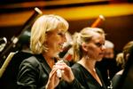 Ulla Miilmann på sin plads midt i DR SymfoniOrkestret. Foto: Danmarks Radio