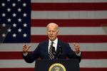 PITTSBURGH, PA - JANUARY 28: U.S. President Joe Biden speaks at Mill 19, a former steel mill being developed into a robotics research facility, on the campus of Carnegie Mellon University on January 28, 2022 in Pittsburgh, Pennsylvania. Biden arrived in Pittsburgh for a scheduled visit to promote his bipartisan infrastructure plan hours after at least 10 people were reportedly injured when a major bridge collapsed in the city. Jeff Swensen/Getty Images/AFP == FOR NEWSPAPERS, INTERNET, TELCOS &amp; TELEVISION USE ONLY == Foto: Jeff Swensen/Ritzau Scanpix