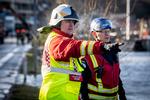 Beredskabet arbejder med at pumpe vandet væk fra Nissum Bredning, der gik op i Lemvig Havn, forårsaget af Stormen Malik, i Lemvig i går.  Foto: Johan Gadegaard/Ritzau Scanpix