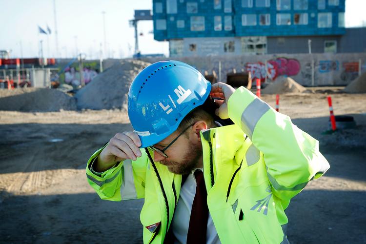 Transportminister Benny Engelbrecht (S) er kommet i modvind, efter at han har tilbageholdt vigtige klimatal. Foto: Jens Dresling