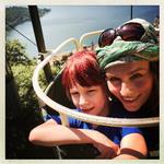 Da vi første gang var i Italien med alle vores fem sammenbragte unger, var et af målene med turen at komme op i kabelbanen i Laveno ved Lago Maggiore. Foto: Helene Navne