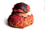 En fastelavnsbolle er ikke længere bare en fastelavnsbolle. De kommer med alle typer smag, tørret frugt på toppen og i udhulede croissanter. Foto: Martin Lehmann