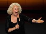 Med alderen er demokraten Carole King blevet mere engageret i politik. Her optræder hun ved sit partis konvent i Philadelphia i 2016.  Foto: Mike Segar/Ritzau Scanpix