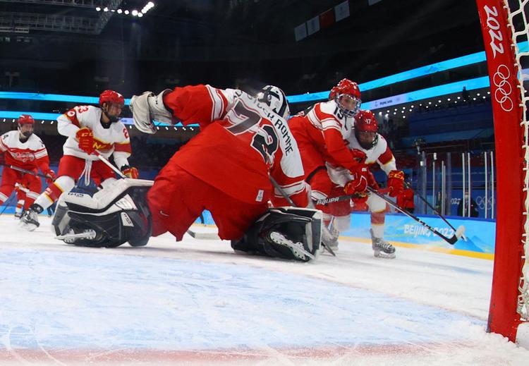 17 redninger fra Cassandra Repstock Romme alene i 2. periode var ikke nok til at holde Kina fra scoring. Foto: David W Cerny/Ritzau Scanpix