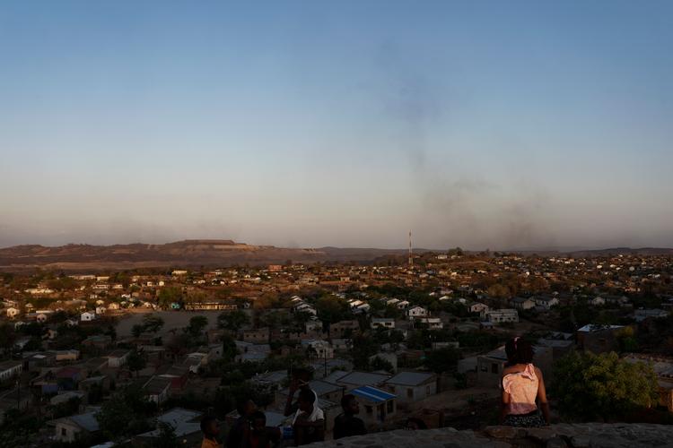 Støvet rejser sig fra en kulmine i Mozambique, som FLSmidth leverer udstyr til. Foto: Sarah Hartvigsen Juncker/Sarah Hartvigsen Juncker