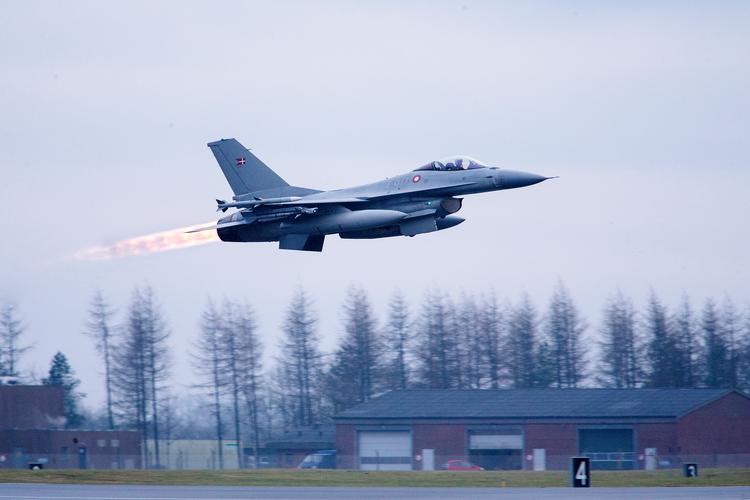 F-16-fly kan blive sendt til Bornholm som en del af »afskrækkelsen« af Rusland. Foto: Finn Frandsen