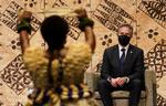 Udenrigsminister Antony Blinken er i øjeblikket på rundrejse i Stillehavet. I dag tog han afsked med Fiji.  Foto: Reuters/kevin Lamarque/pool/Ritzau Scanpix