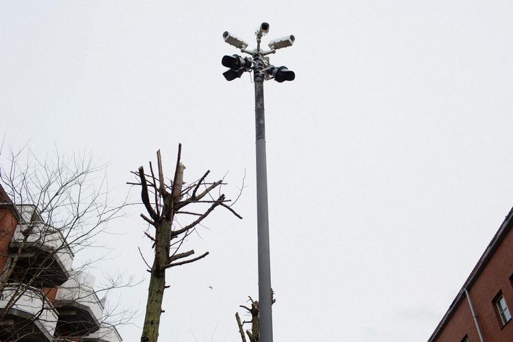 Overvågning er godt når forbrydelser skal opklares, men i følge kriminolog David Sausdal er det helt andre midler der skal til, hvis nattelivet skal blive mere sikkert. Foto: Miriam Dalsgaard