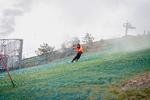 Ingen sne? Ingen hindring på CopenHill, hvor du sagtens kan stå på ski på en gråvejrsdag med plusgrader. Foto: Valdemar Ren