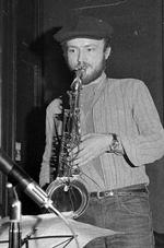 Til hverdag tog hans sig af folks tænder, men med sin saxofon optrådte Jesper Nehammer som her i 1976 med  musikere som Bo Stief, Palle Mikkelborg  og Kasper Winding. Foto: Morten Langkilde